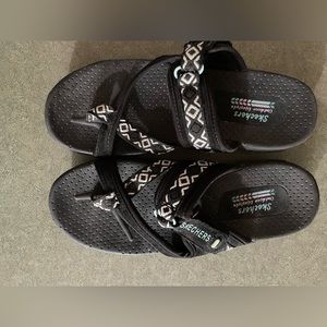 Skechers sandals